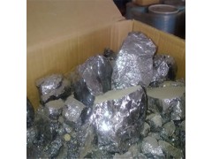 高價(jià)回收各種硅料：鍋底料，棒料，單晶料，多晶料，側(cè)底頂邊皮料