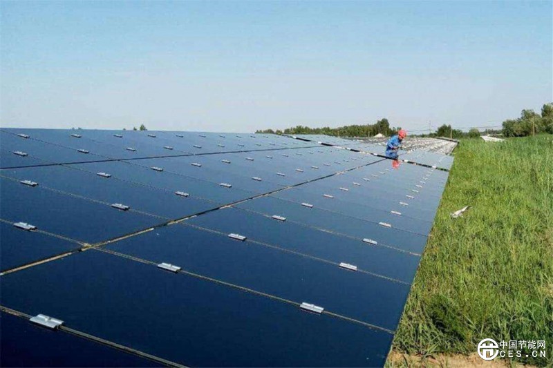 能源局閉門會(huì):近期組織一批無(wú)補(bǔ)貼光伏示范項(xiàng)目建設(shè)