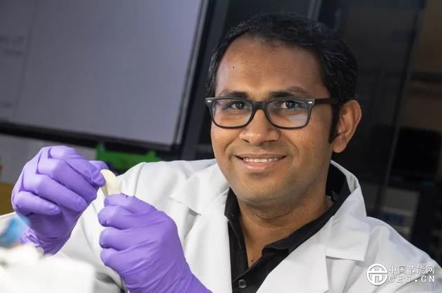 新發(fā)明的“柔性絕緣體”具有高強(qiáng)度和優(yōu)良導(dǎo)熱性能！