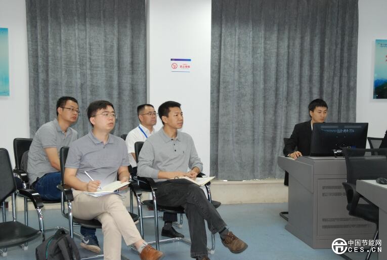 重慶市能源利用監(jiān)測中心領(lǐng)導(dǎo)到萬洲交流