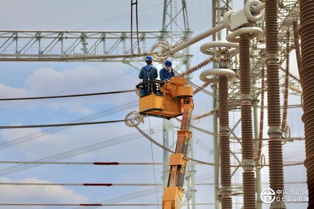 ±800千伏特，甘肅-浙江千里輸電