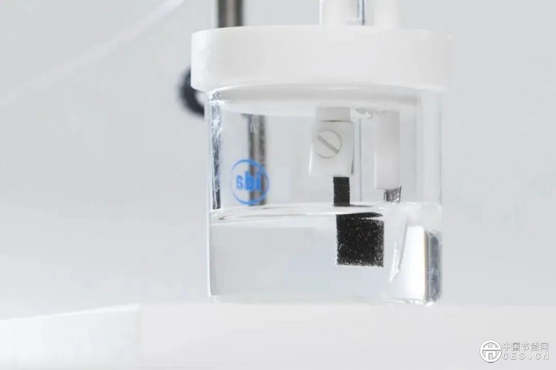 我國(guó)科學(xué)家成功合成可用于電解水制氫的非貴金屬催化劑