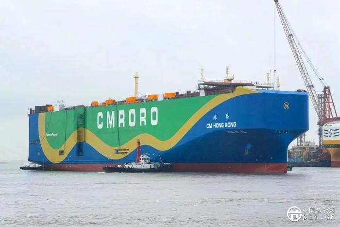 全球首艘9300車甲醇雙燃料動力汽車滾裝船成功下水。