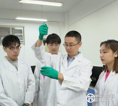 甘肅高校領跑綠氨賽道 技術突破解減排難題