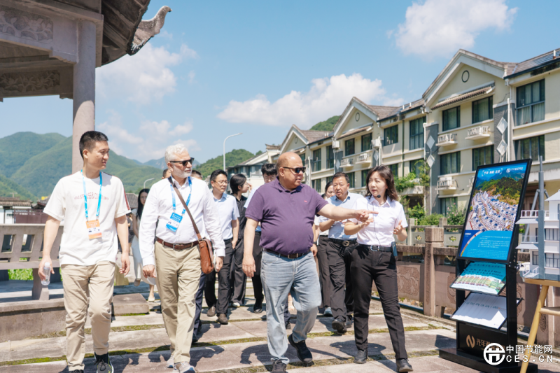 點(diǎn)“光”成“金”，全球“樣板”