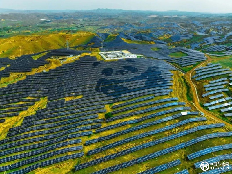 內(nèi)蒙古綠電跨區(qū)外送:為全國統(tǒng)一電力市場注入 “風(fēng)光” 動能 內(nèi)蒙古綠電跨區(qū)外送:為全國統(tǒng)一電力市場注入 “風(fēng)光” 動能