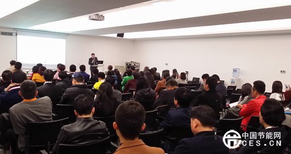 中國(guó)紡織服裝企業(yè)抱團(tuán)出海，提升國(guó)際競(jìng)爭(zhēng)力