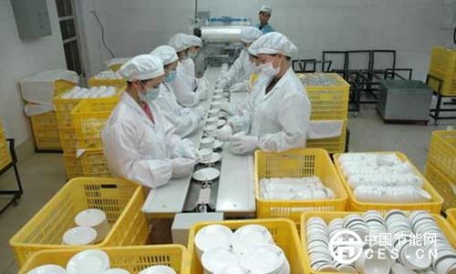 消毒餐具缺乏市場信任 消毒設(shè)備來解圍