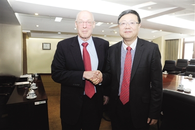 陳吉寧在京會(huì)見了美國前財(cái)政部長亨利˙鮑爾森先生。