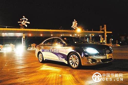 無(wú)人駕駛汽車自動(dòng)超車變道和調(diào)頭