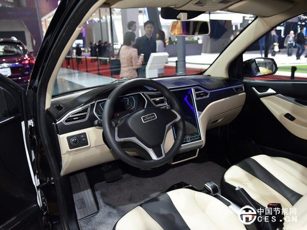 眾泰電動(dòng)車(chē)芝麻E30補(bǔ)貼后僅3.28萬(wàn)元  續(xù)航里程超過(guò)150公里