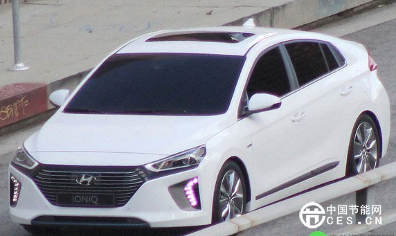 現(xiàn)代IONIQ混動車內(nèi)飾草圖曝光 1月底正式發(fā)布