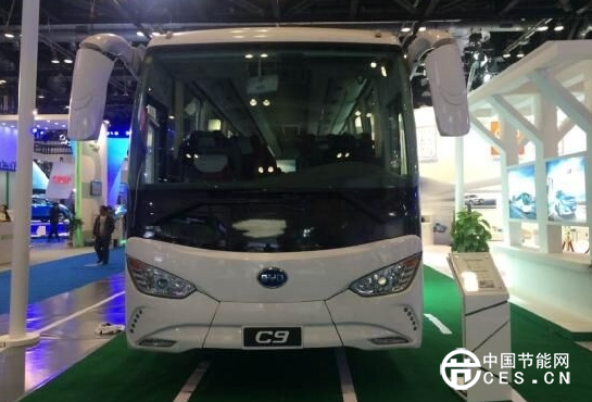 商用乘用齊發(fā)力  比亞迪亮相國際新能源汽車成果展