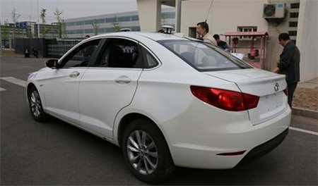 電動(dòng)化+智能化潮流席卷北京車展，誰(shuí)造未來(lái)汽車？