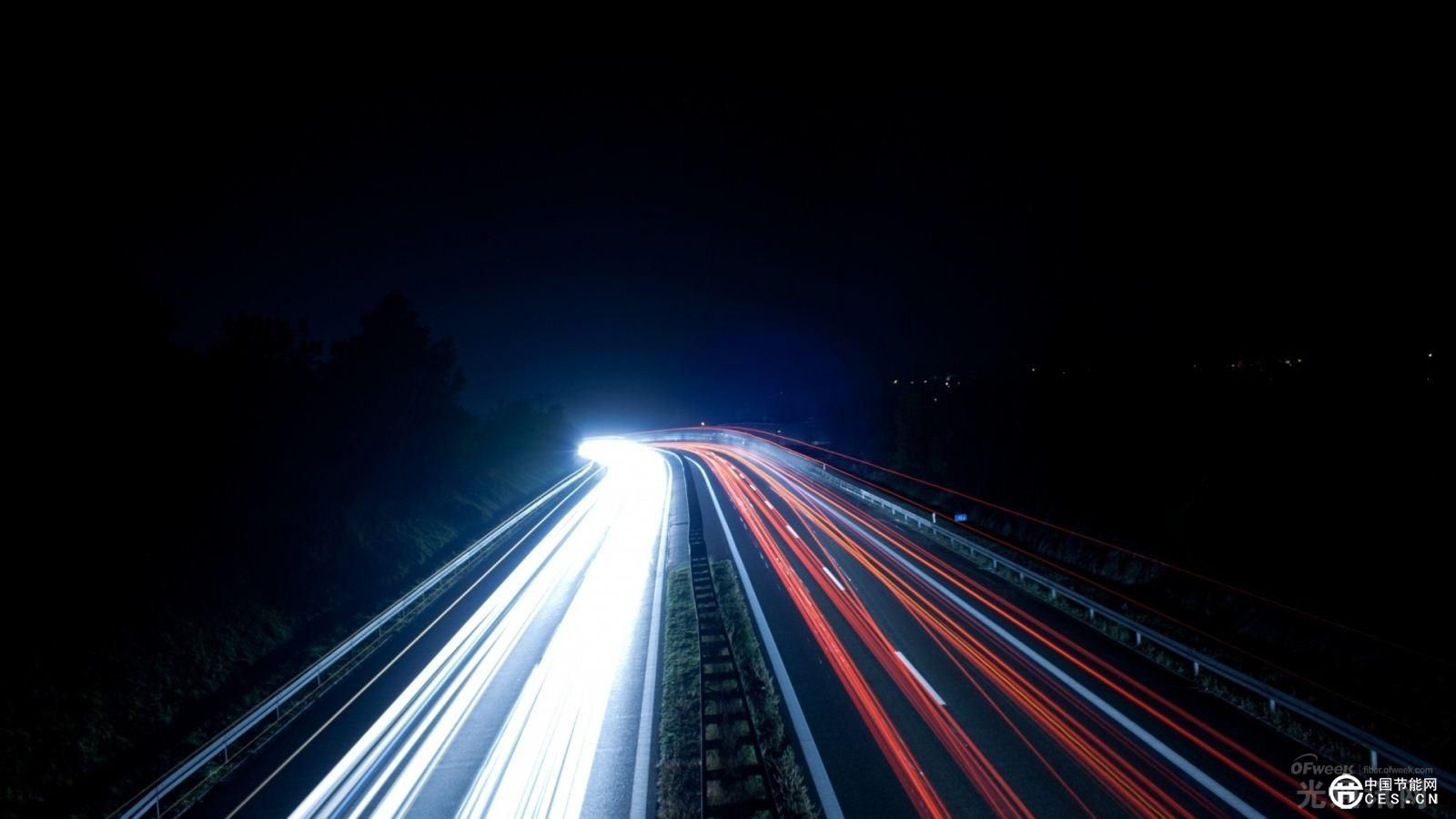 超寬帶革命來襲  運營商們?nèi)绾螒?yīng)對？