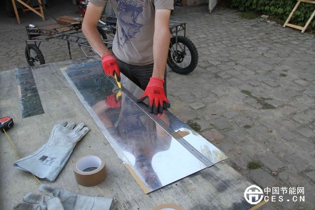 節(jié)約能源：DIY一個太陽能集熱器裝屋頂