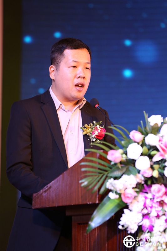 主辦方慧聰LED屏網(wǎng)總負(fù)責(zé)人滕澤煥