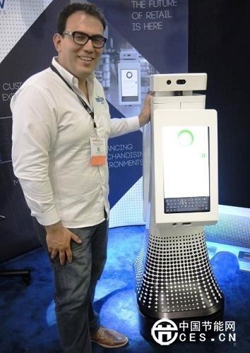 Marco Mascorro與他的零售業(yè)用機(jī)器人