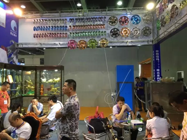 國際表面處理涂裝覽會現(xiàn)新技術(shù)納米環(huán)保電鍍_zgxwzx.com.cn