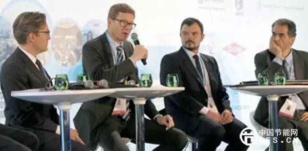 丹佛斯與全球政商領(lǐng)袖共謀綠色經(jīng)濟(jì)轉(zhuǎn)型之道